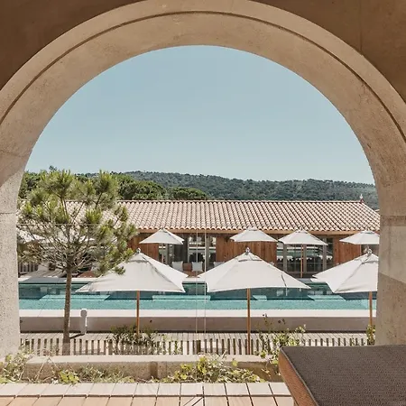 Lily Of The Valley Hotel 5*
