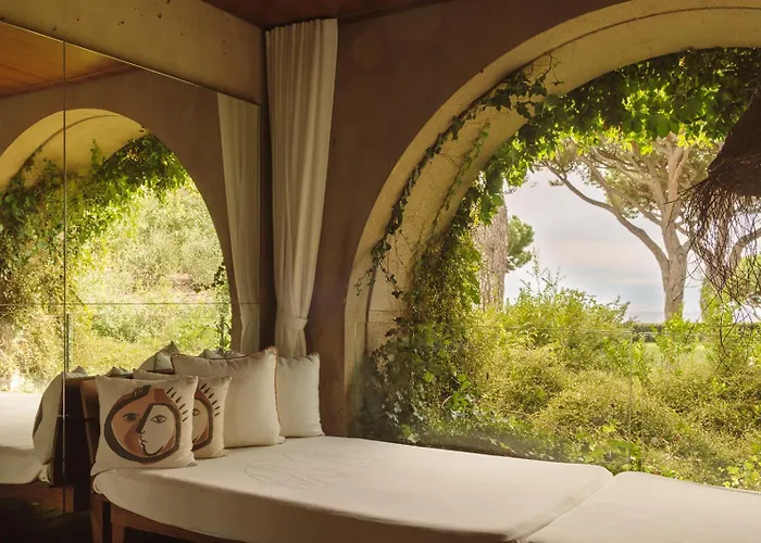 Lily Of The Valley Hotel 5*