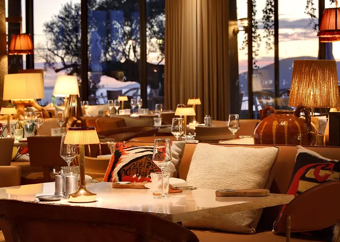 Lily Of The Valley Hotel 5*